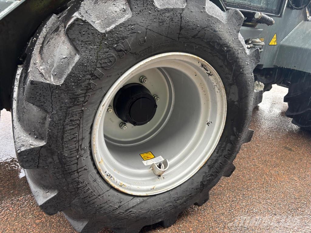 GiANT V452T X-tra HD Wheel loaders