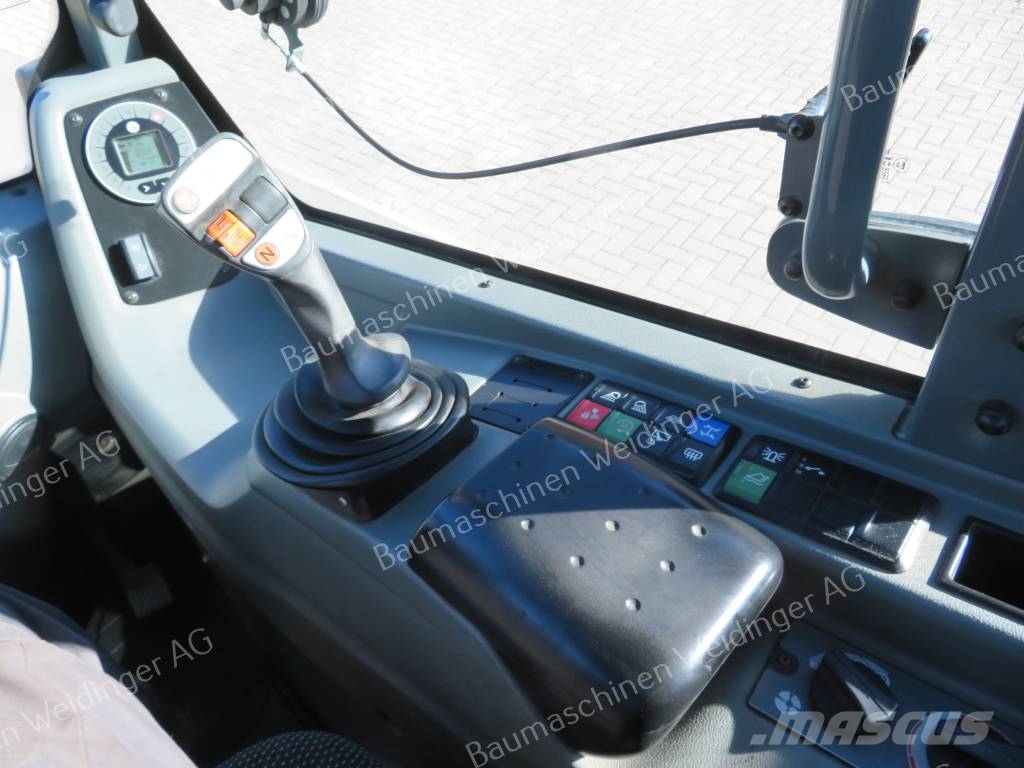 Kramer 5075 Iekrāvēji uz riteņiem