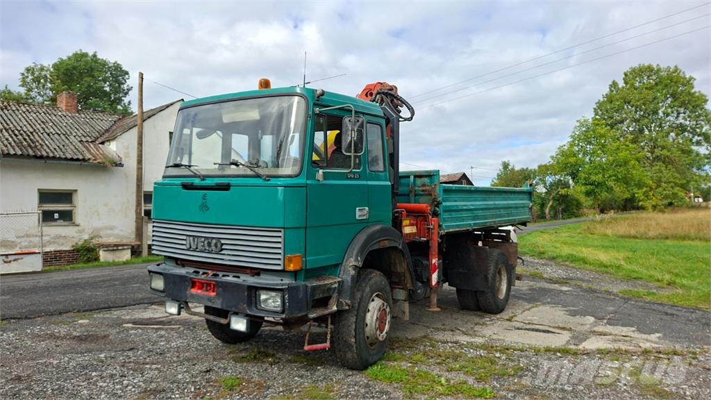 Iveco MAGIRUS 170-23 4X4 + HR PALFINGER PK 8000 A شاحنات قلابة