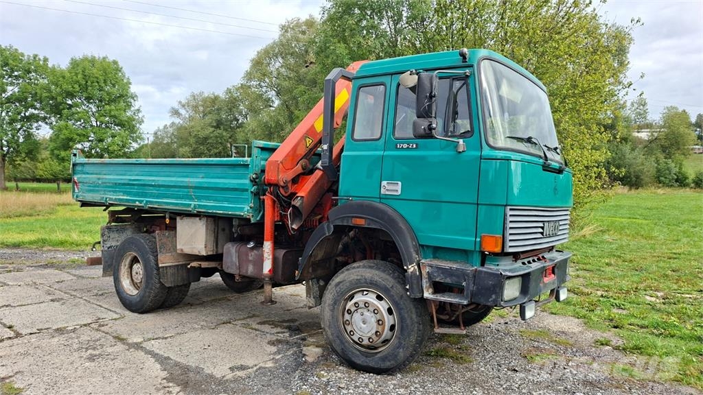 Iveco MAGIRUS 170-23 4X4 + HR PALFINGER PK 8000 A شاحنات قلابة