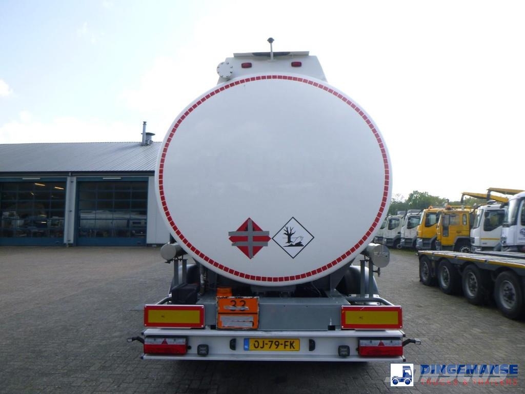 LAG Fuel tank alu 50.5 m3 / 5 comp + pump/counter Tankopleggers
