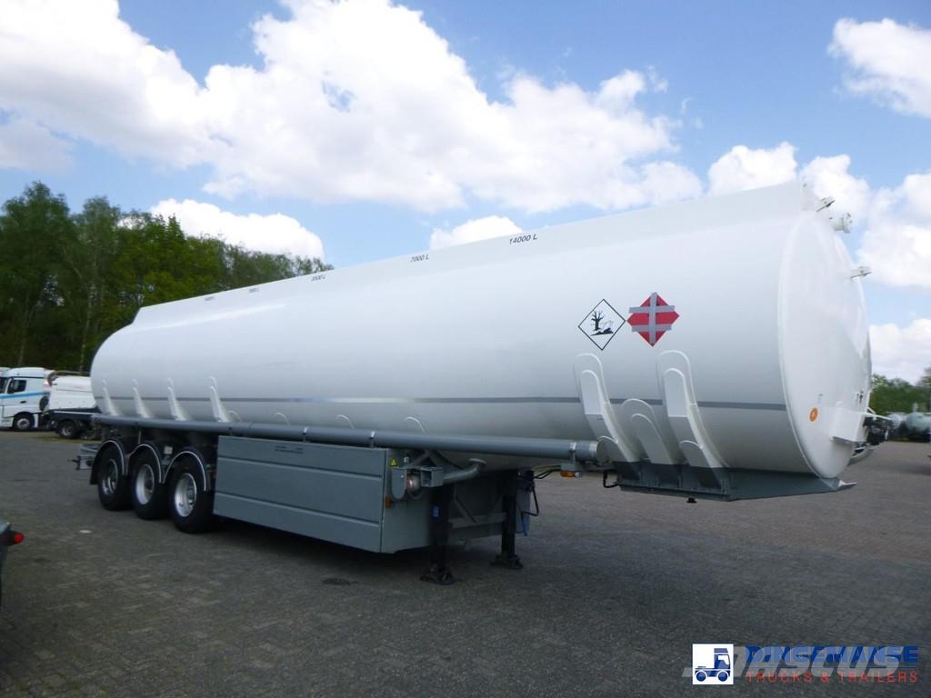 LAG Fuel tank alu 50.5 m3 / 5 comp + pump/counter Tankopleggers