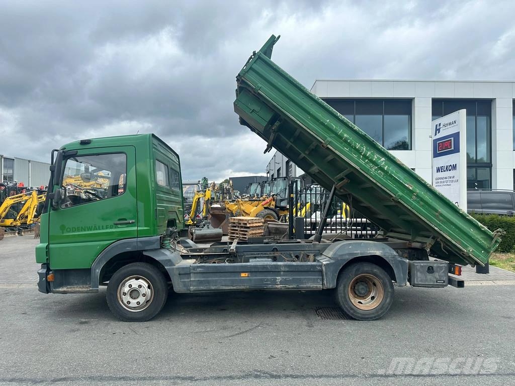 Mercedes-Benz Atego 818 3x meiller kipper Bañera