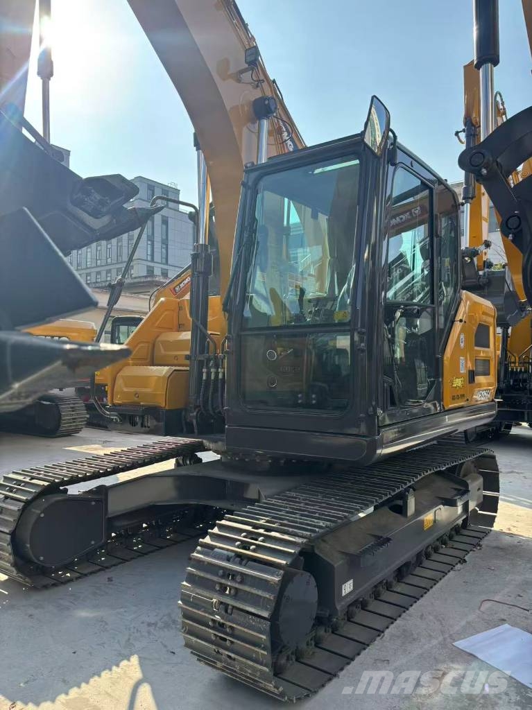 XCMG XE 135 GA 履带挖掘机