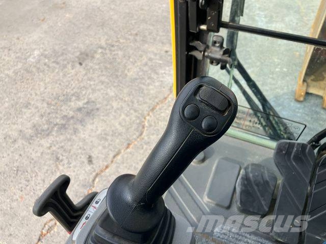 JCB 210 X Lánctalpas kotrók