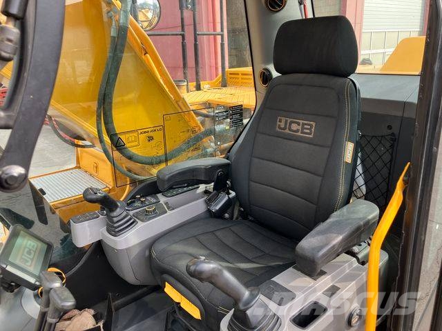 JCB 210 X Lánctalpas kotrók