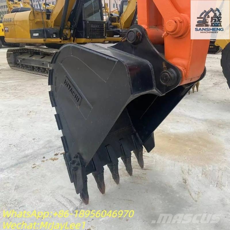 Hitachi ZX 120 حفارات زحافة