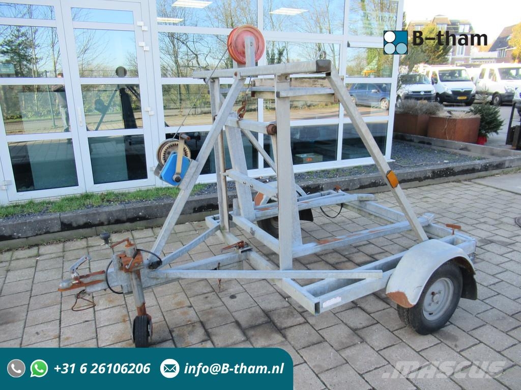  DIXI 1-asser Mobiel toilet aanhanger met Lier Скелетни