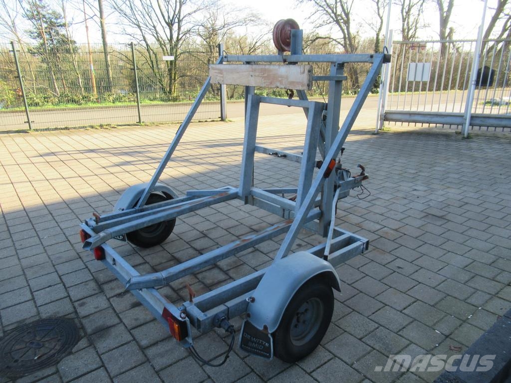  DIXI 1-asser Mobiel toilet aanhanger met Lier Скелетни