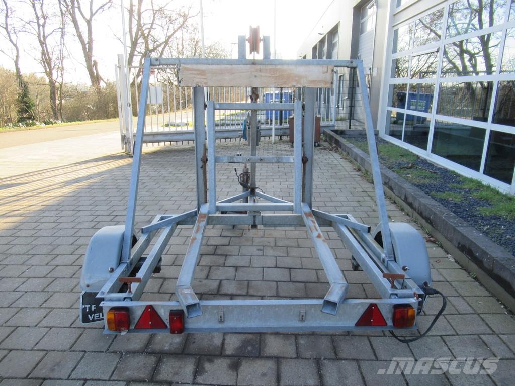  DIXI 1-asser Mobiel toilet aanhanger met Lier Скелетни