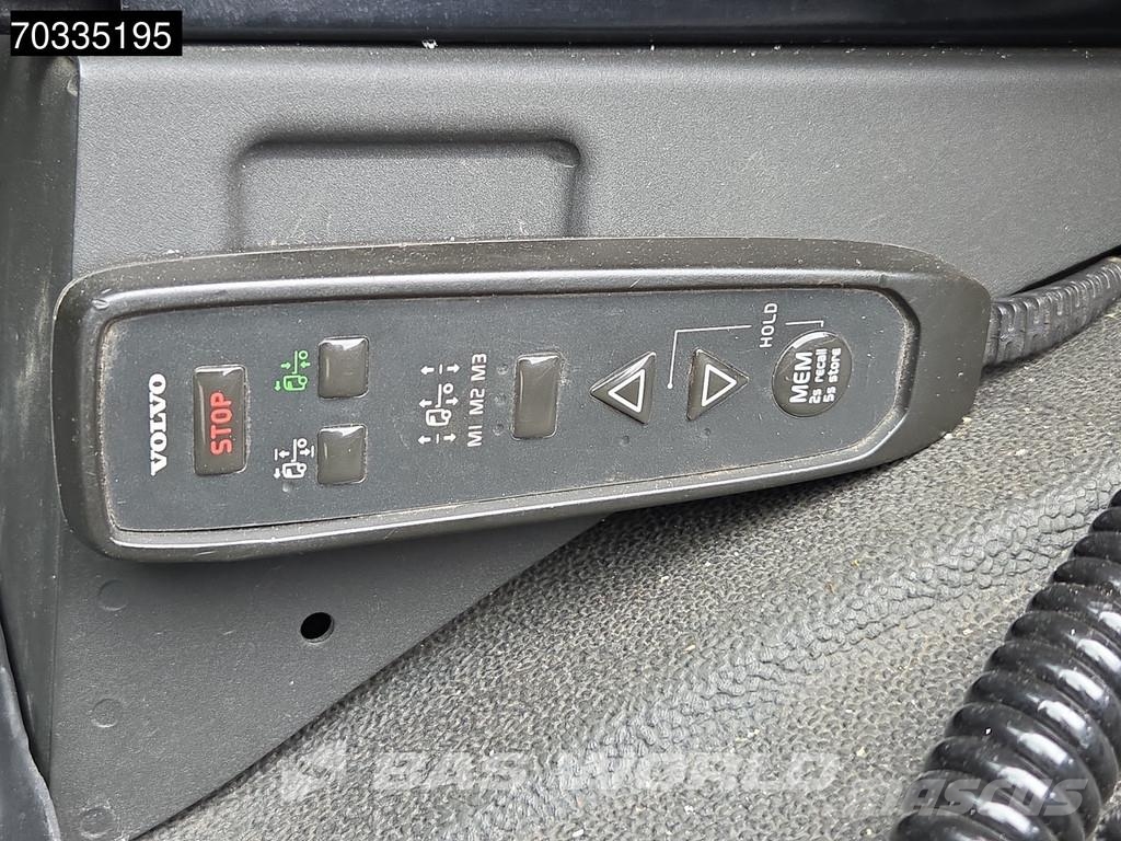 Volvo FM 460 6X2 700cm platform Lift+steering axle Retar شاحنات مسطحة/مفصلية الجوانب