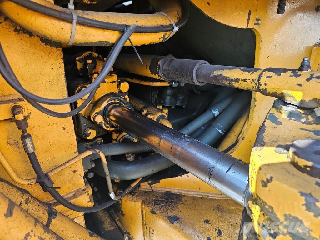 CAT 830 MB ** Very nice condition! ** Frezen