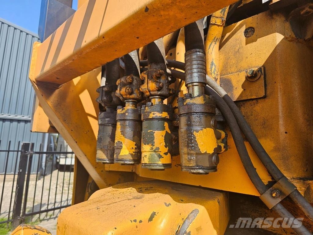 CAT 830 MB ** Very nice condition! ** Frezen