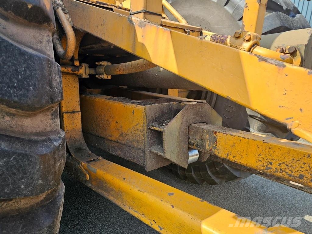 CAT 830 MB ** Very nice condition! ** Frezen