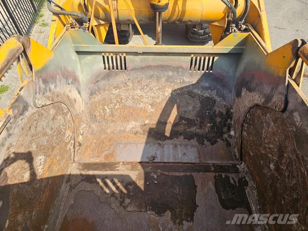 CAT 830 MB ** Very nice condition! ** Frezen