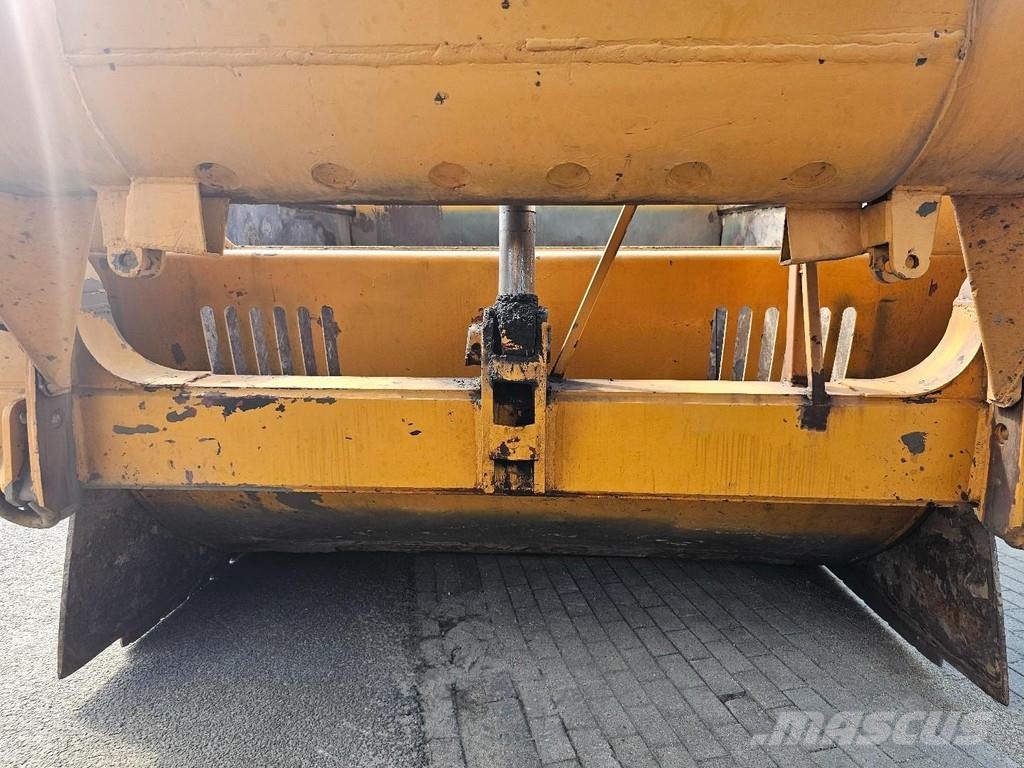 CAT 830 MB ** Very nice condition! ** Frezen
