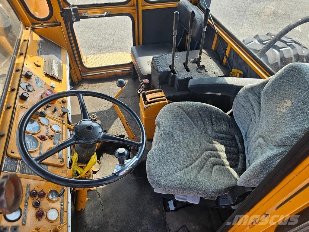 CAT 830 MB ** Very nice condition! ** Frezen