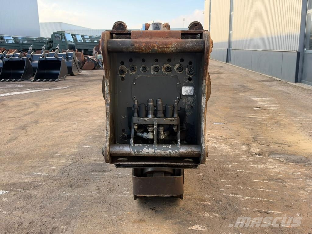 CAT Demolition shear MP20 / VT40 Shears