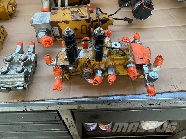 CAT 325/330 C/D COMPLET HYDRAULIC PARTS Гідравліка