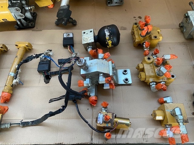 CAT 325/330 C/D COMPLET HYDRAULIC PARTS Гідравліка