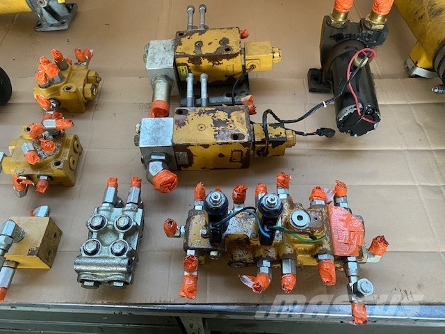 CAT 325/330 C/D COMPLET HYDRAULIC PARTS Гідравліка