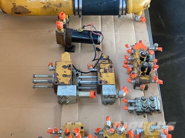 CAT 325/330 C/D COMPLET HYDRAULIC PARTS Гідравліка