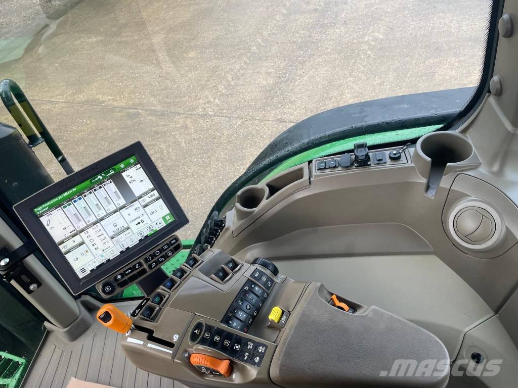 John Deere 7R 250 الجرارات