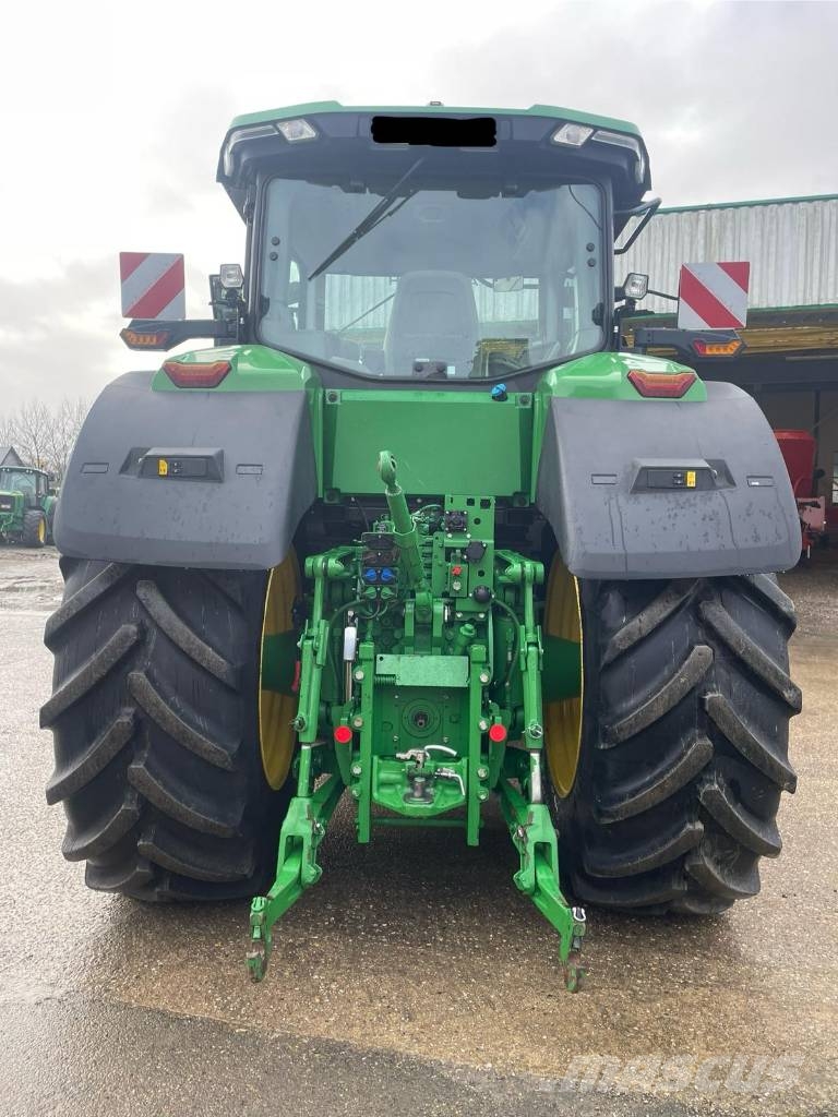 John Deere 7R 250 الجرارات
