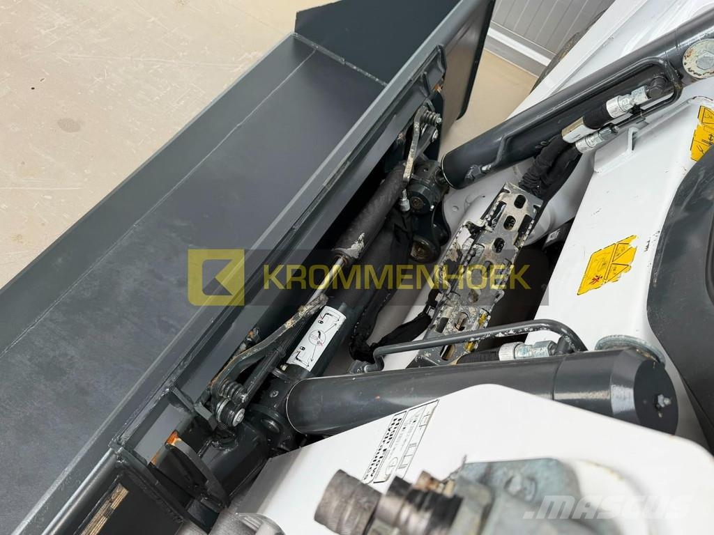 Bobcat S 850 High Flow لوادر انزلاقية التوجيه