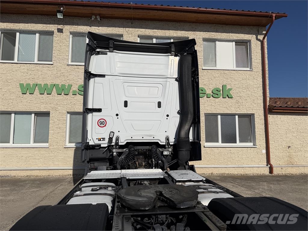 Mercedes-Benz Actros VIN 168 Седельные тягачи
