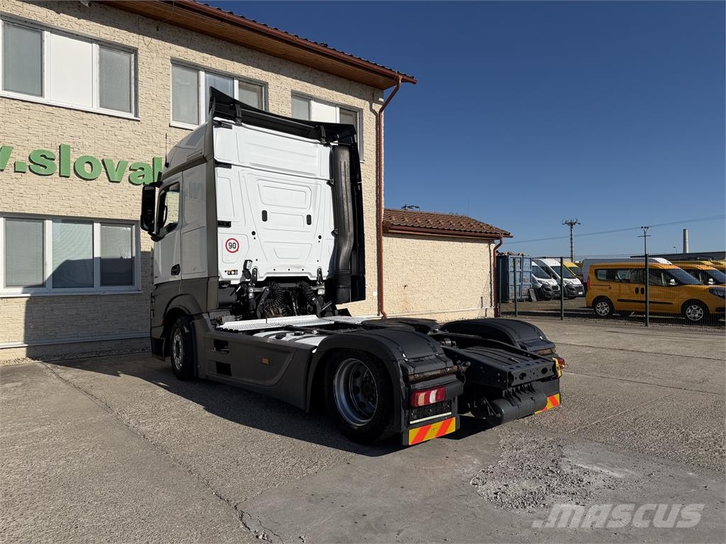 Mercedes-Benz Actros VIN 168 Седельные тягачи