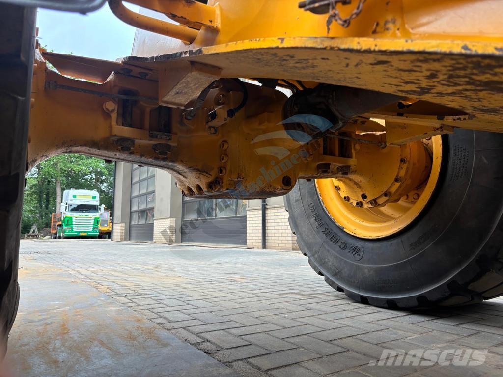 Volvo L 90 F Tekerlekli yükleyiciler