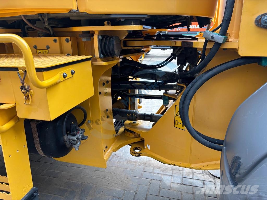Volvo L 90 F Tekerlekli yükleyiciler