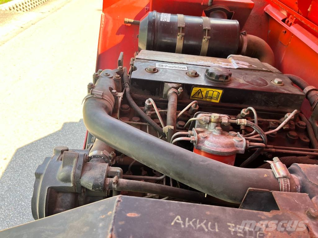 Manitou MT1232ST V-2632 EO 伸縮臂操作車