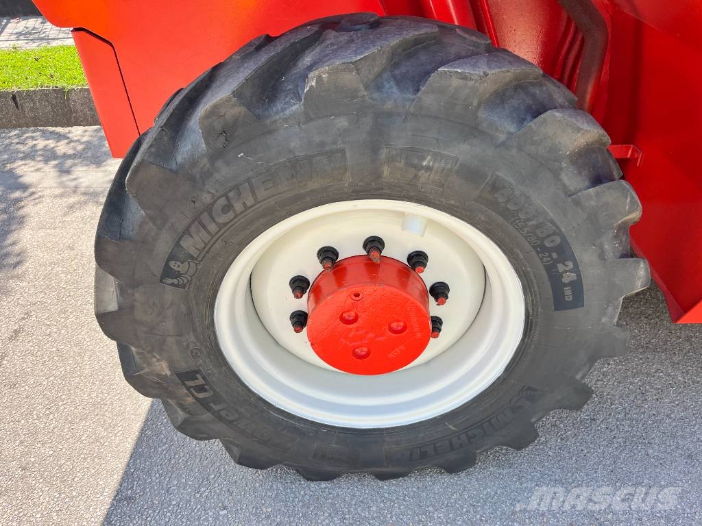 Manitou MT1232ST V-2632 EO 伸縮臂操作車
