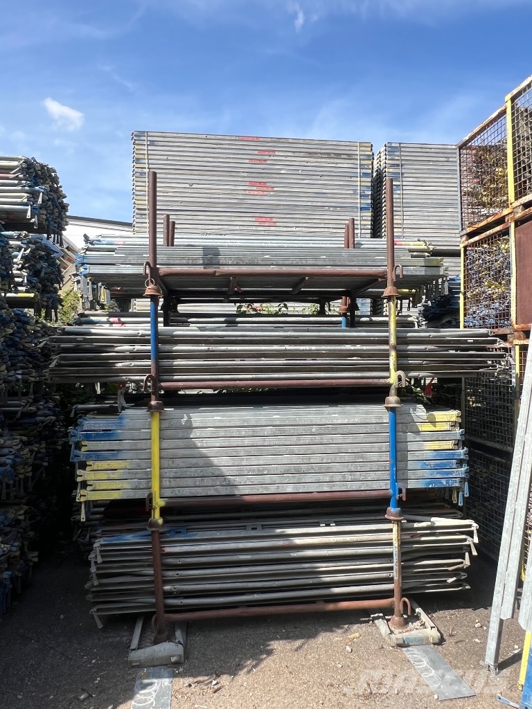 Layher Gerüst Gebraucht Blitz / Allround / AGS معدات سقالات