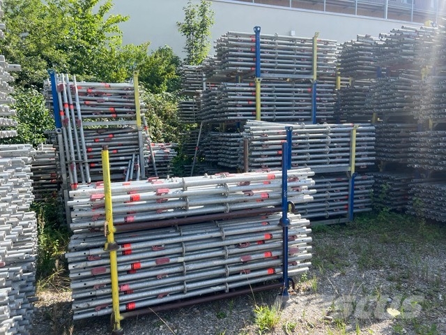 Layher Gerüst Gebraucht Blitz / Allround / AGS معدات سقالات