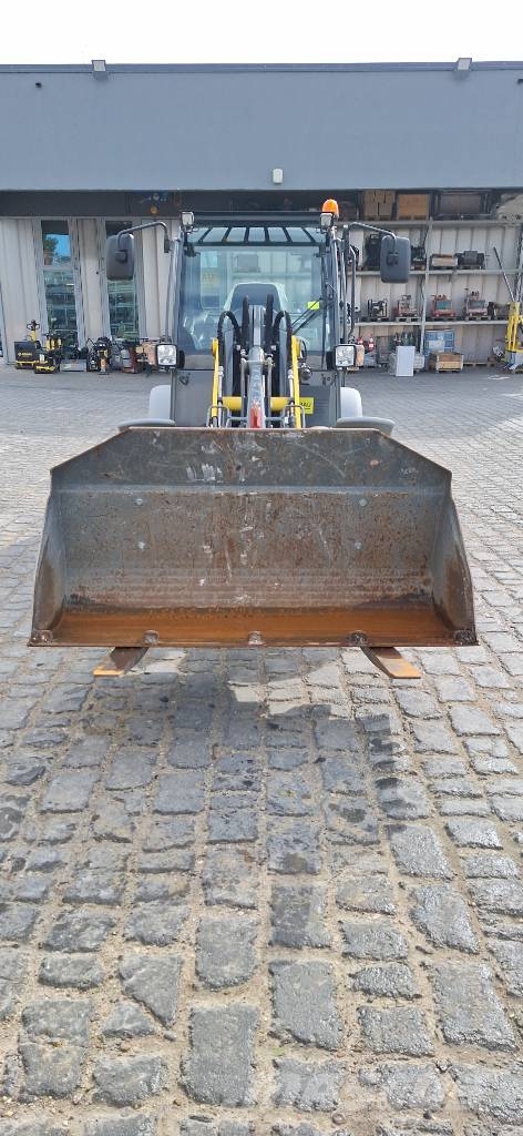 Kramer Radlader 5075 Stufe V Pale gommate