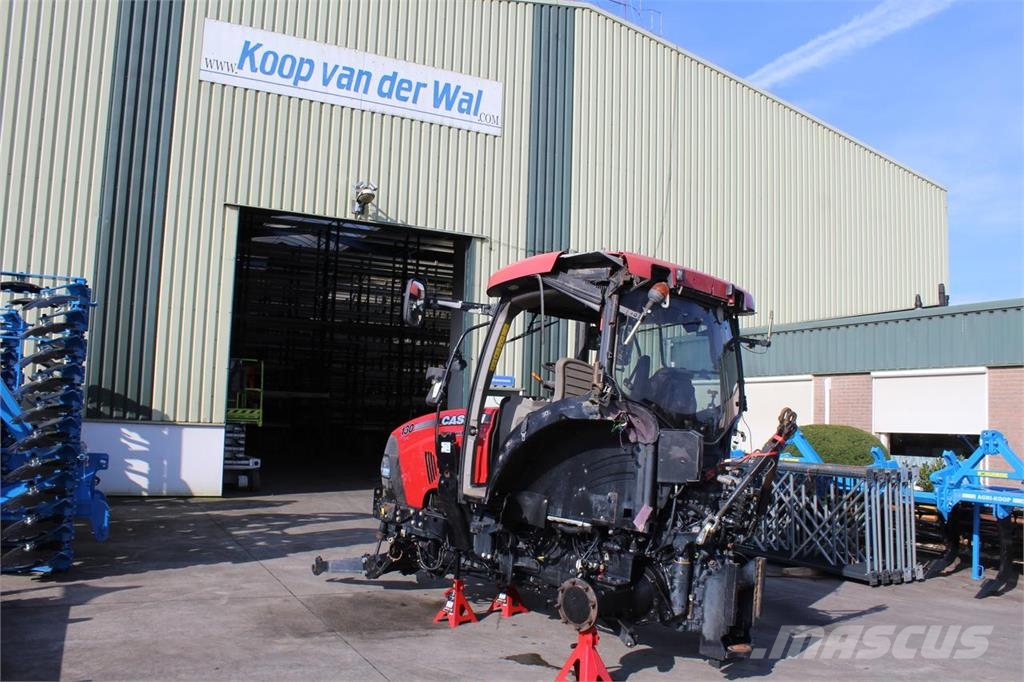 Case IH Maxxum 130 CVX Tractors