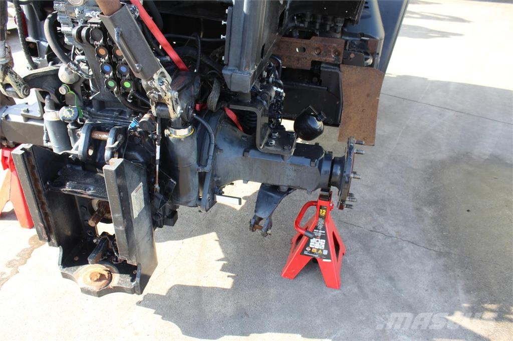 Case IH Maxxum 130 CVX Tractors