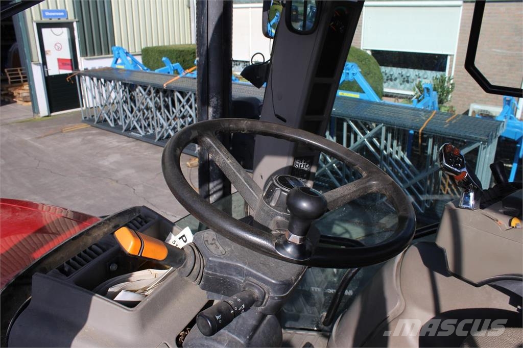 Case IH Maxxum 130 CVX Tractors