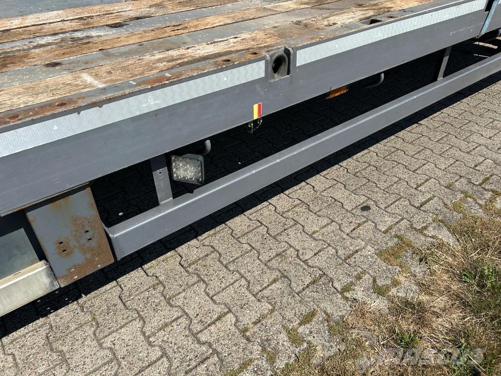 Nooteboom MCO-58-04 HEAVY LOAD TRAILER 58.000 kg | HYDROLIC نصف مقطورة مسطحة منخفضة