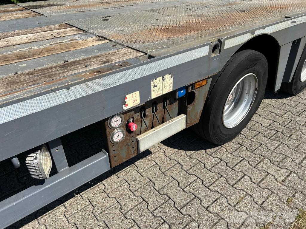 Nooteboom MCO-58-04 HEAVY LOAD TRAILER 58.000 kg | HYDROLIC نصف مقطورة مسطحة منخفضة