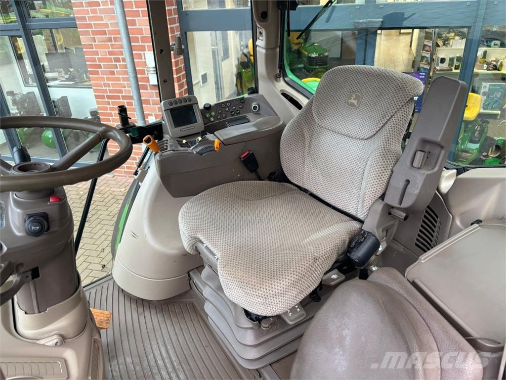John Deere 7530 曳引機