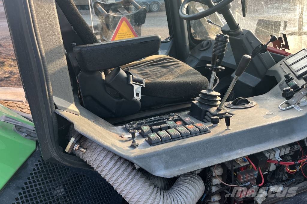 LM Trac 458 Super Redskapsbärare