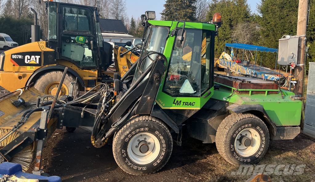 LM Trac 458 Super Redskapsbärare