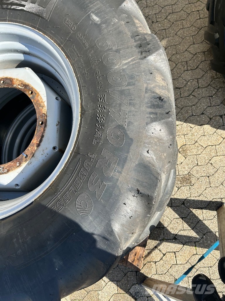 Michelin 710/70-R42 + 600/70-R30 Traktorhjul Reifen