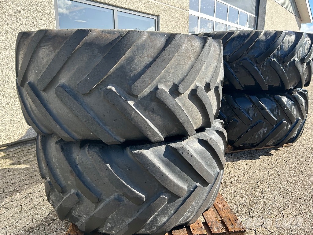 Michelin 710/70-R42 + 600/70-R30 Traktorhjul Reifen