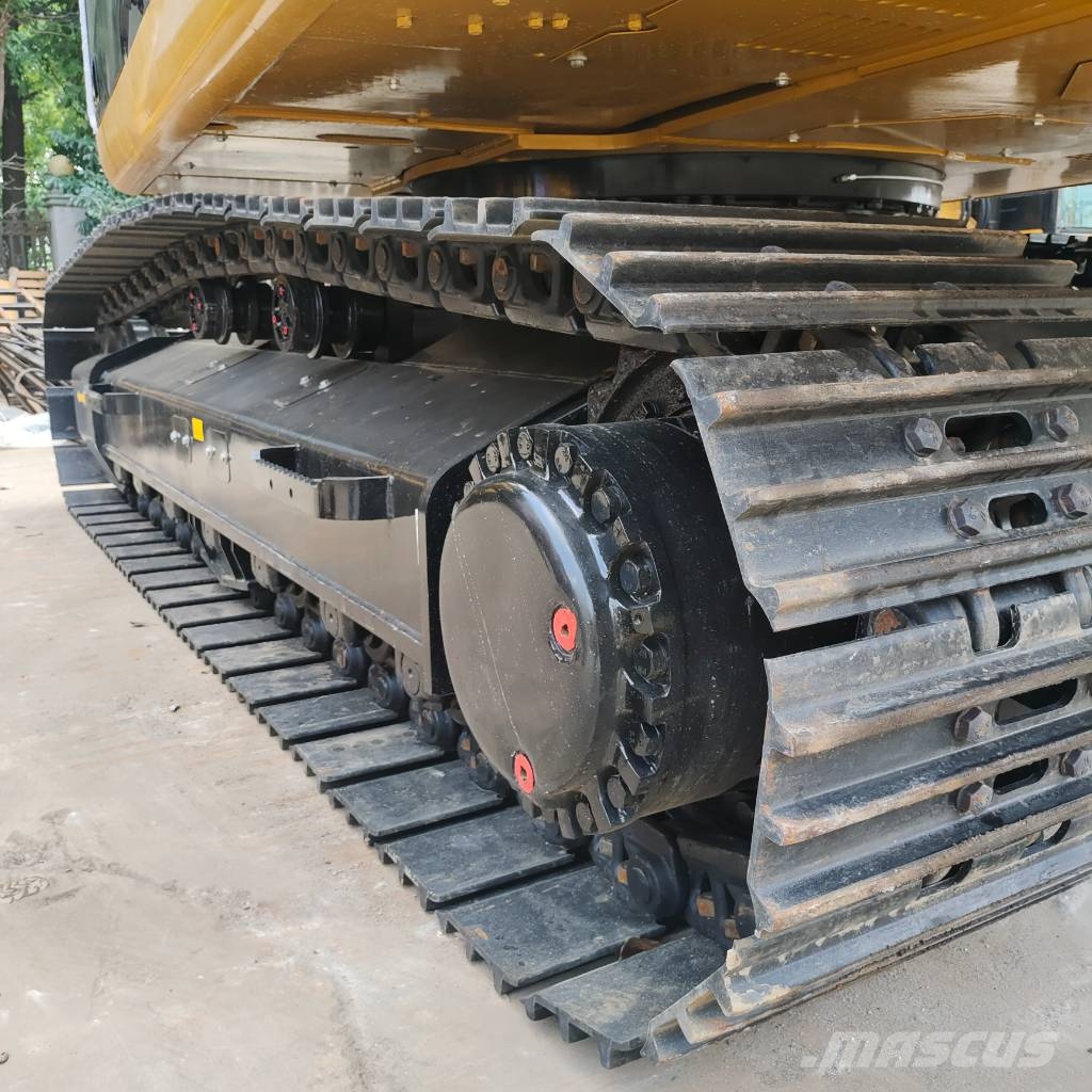 CAT 330D2 履带挖掘机
