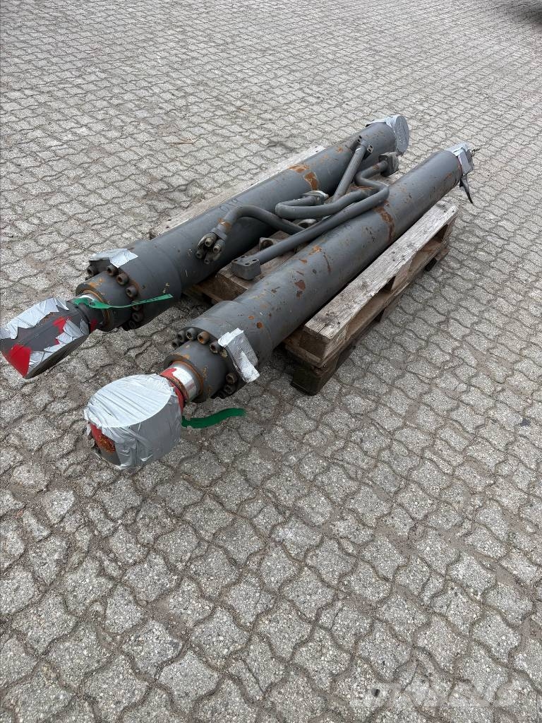 Volvo EC480 – Lift Cylinders / Boom Cylinders – 14671536 Hydraulik